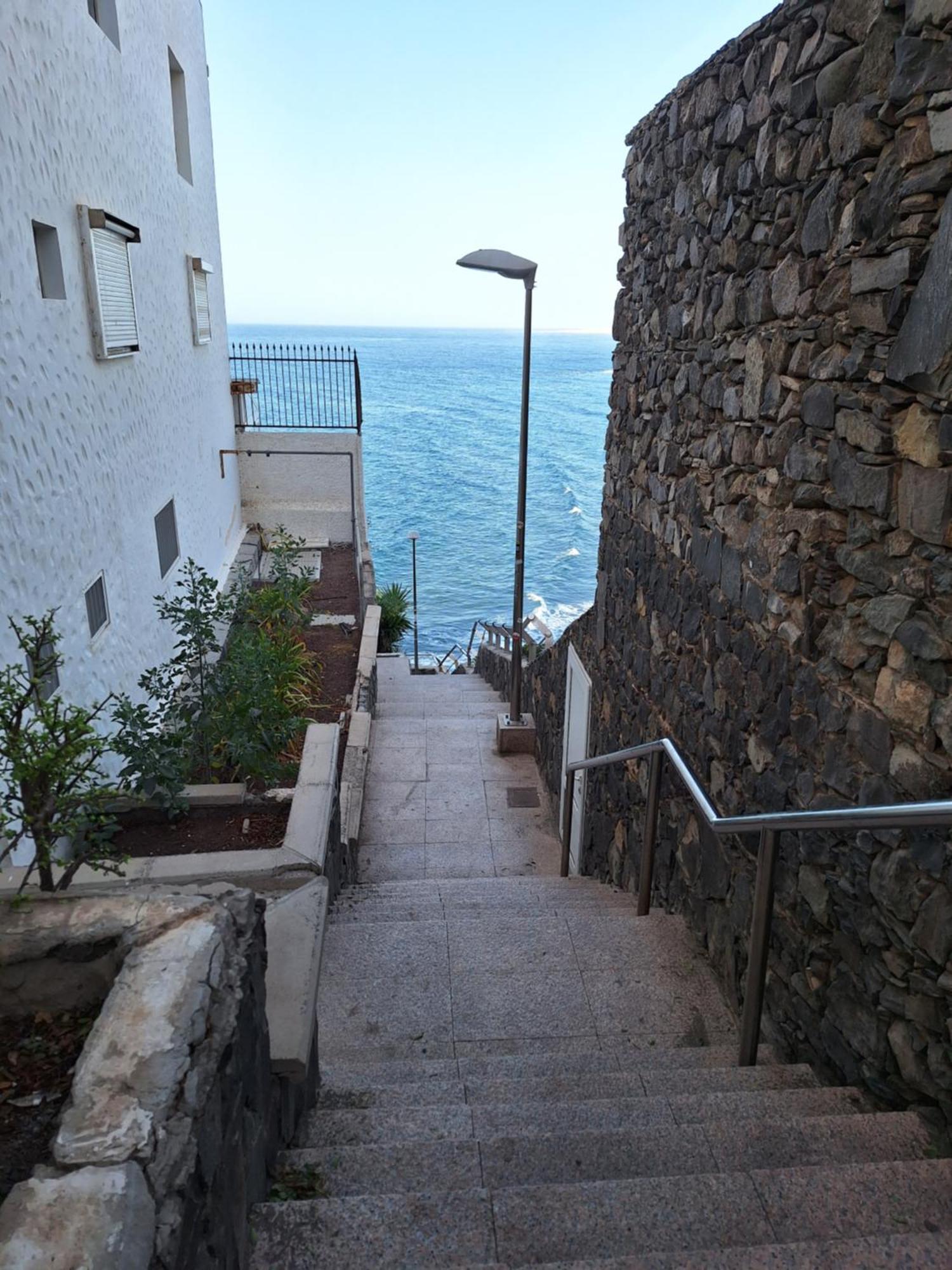 White And Quiet! Modern Apartment In San Agustin San Bartolomé Exterior foto